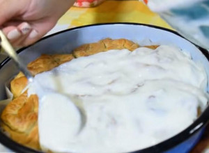 VRANJANSKA SAMSA JE NAJLEPŠA PITA KOJU OBOŽAVAJU SRBI SA JUGA: Kažu da je bolja od svake gibanice, ima BOŽANSTVEN ukus