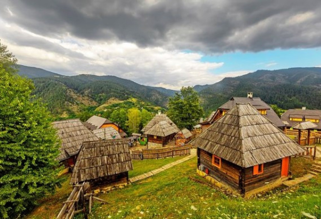PO TARABIĆIMA MOKRA GORA IMA 9 LEKOVITIH IZVORA Iz straha od proročanstva meštani ne žele da ih pokažu