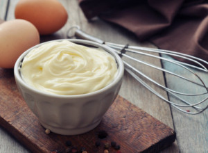 Recept za DOMAĆI MAJONEZ: Pravi se jednostavno, a evo na šta bi trebalo da obratite pažnju
