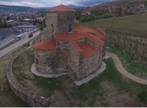 NAJSTARIJA CRKVA U SRBIJI Nalazi se u blizini Novog Pazara, u njoj se Stefan Nemanja krstio