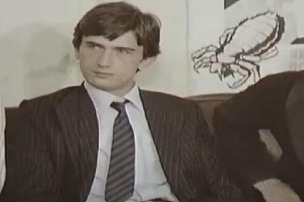ŠMEKER ZA KOJIM SU UZDISALE ŽENE U JUGOSLAVIJI Evo kako danas izgleda poznati srpski glumac koga je ženski pol obožavao (FOTO)