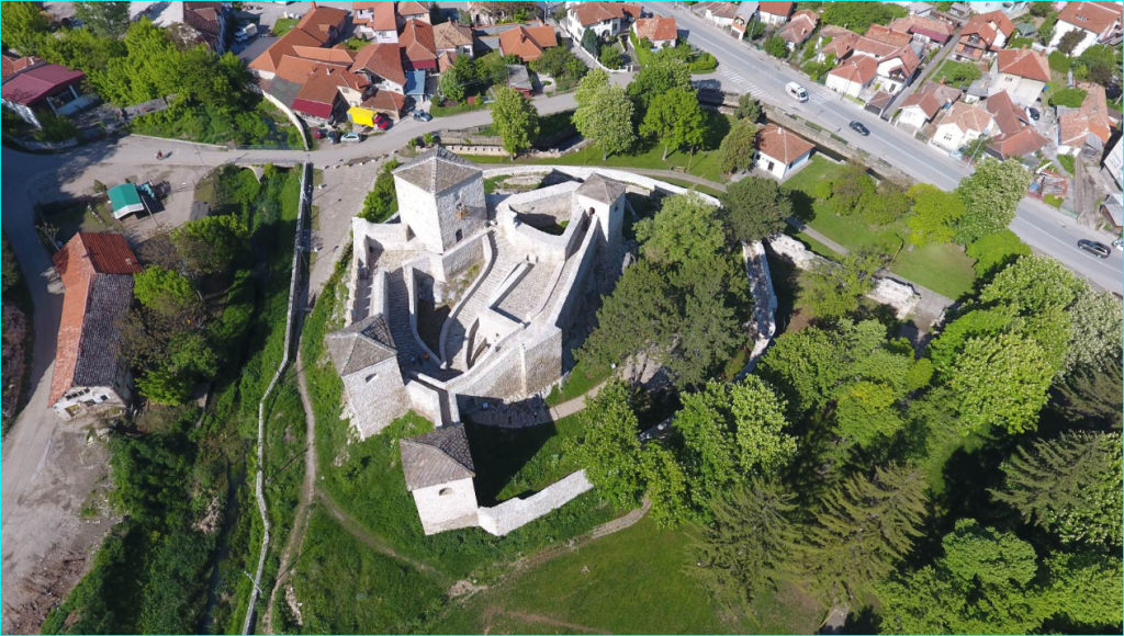 MESTO KOJE MOŽETE POSETITI TOKOM CELE GODINE Izvorište lekovite vode u blizini Pirota ne smete preskočiti, mnogi ovde dolaze po pijaću vodu, a možete se i kupati (FOTO)