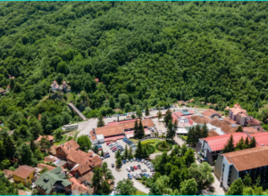 "SRPSKO MORE" PREPUNO TURISTA Ove banje je u Srbiji posetilo preko 200.000 gostiju, a razlog je samo jedan