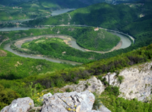 Pet najlepših vidikovaca u Srbiji: Pravi izbor za vrele letnje dane (FOTO)