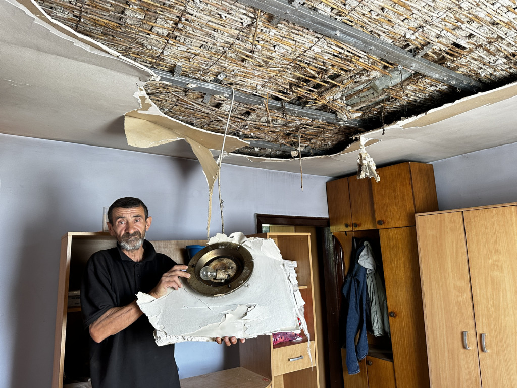 Ogromna tuga u kući i u očima Tomislava sa Kosova kom su Albanci zapalili sve što je imao