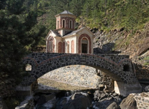 Lekovite vode - izvor zdravlja i eleksir mladosti: Prokletstvo Tarabića vezuje se za ovo mesto