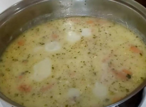 SA OVAKVOM ČORBOM NIKADA NEĆETE POGREŠITI: Puna mesa i povrća - stari recept baka
