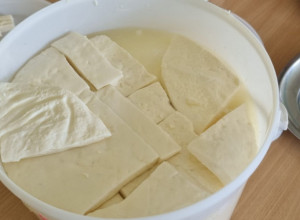 Najveći "gospodin" među sirevima, traži veliku pažnju i higijenu a pravi se na srpskoj planini