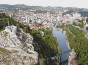U OVOM GRADU ZGRADE IMAJU SMEŠNA IMENA Hoćeš da se nađemo kod TELETA?