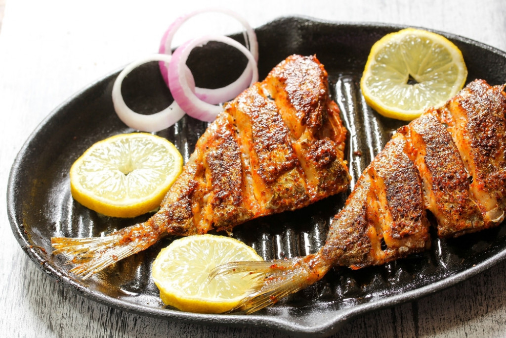 Dodajte samo 1 sastojak kada pržite ribu i neće se lepiti za dno tiganja, uvek će ispasti savršeno