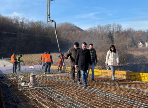 Most preko reke Kamenice koji spaja na stotine ljudi biće završen do kraja decembra