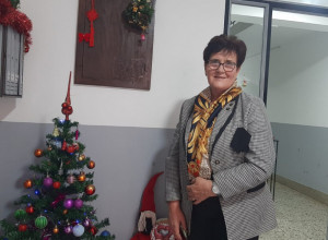Svetlana postala upravnca svoje zgrade i udahnula joj novi život, komšinice zajedno okitile ulaz