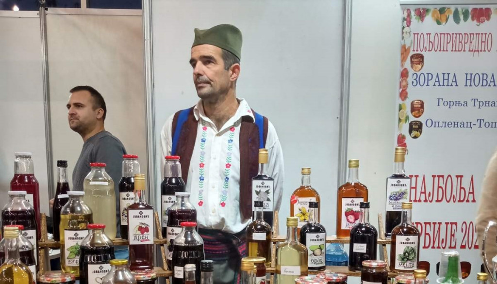 Vlada iz Aranđelova napravio slatko ni manje ni više već od - slanine