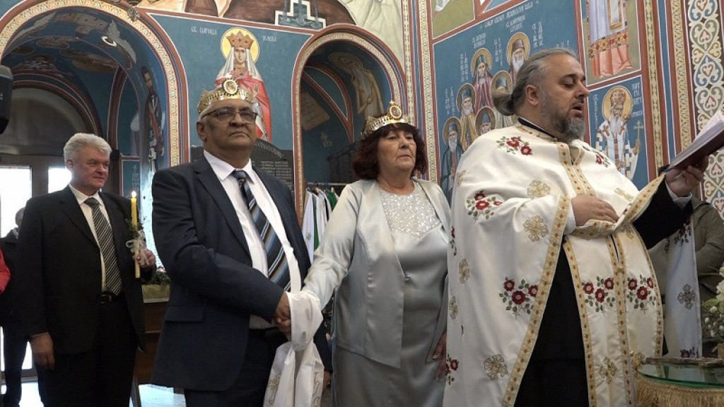 Nikad nije kasno, bravo Aleksići: Ivana i Branko venčali se u crkvi i napravili svadbu nakon 36 godina zajedničkog života, sin svirao na veselju