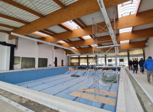 Traži se kum hitno, posle dobija i nevakidašnji poklon: Hit oglas u Gornjem Milanovcu, zatvoreni bazen što pre mora dobiti ime