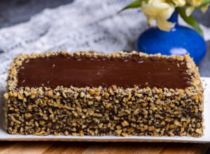 NAJLEPŠA POSLASTICA SA LEŠNIKOM ZA USKRS: Grilijaš torta - kremasta, raskošna, recept kakav samo može da se poželi