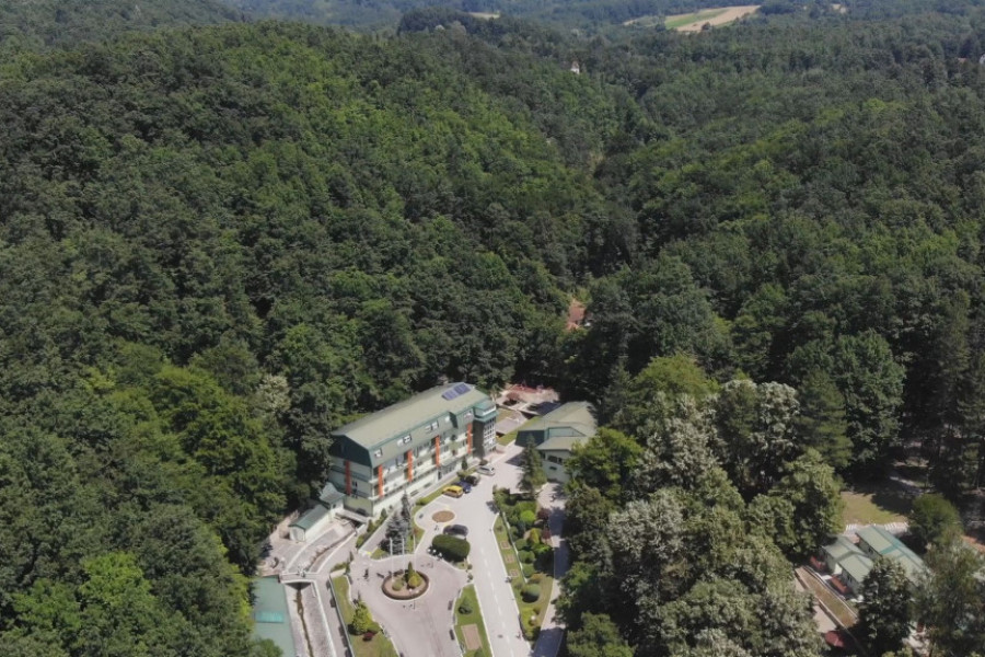 Evo zbog čega je za “Gardijan” srpska banja među deset najboljih: Neki dođu sa dva štapa,a odu bez njih