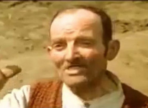 LEGENDARNI ČIČA STANOJLO, I PORED KROMANJONSKE FACE IMAO JE IZUZETNU INTELIGENCIJU: Pamtimo ga iz filma "KO TO TAMO PEVA"