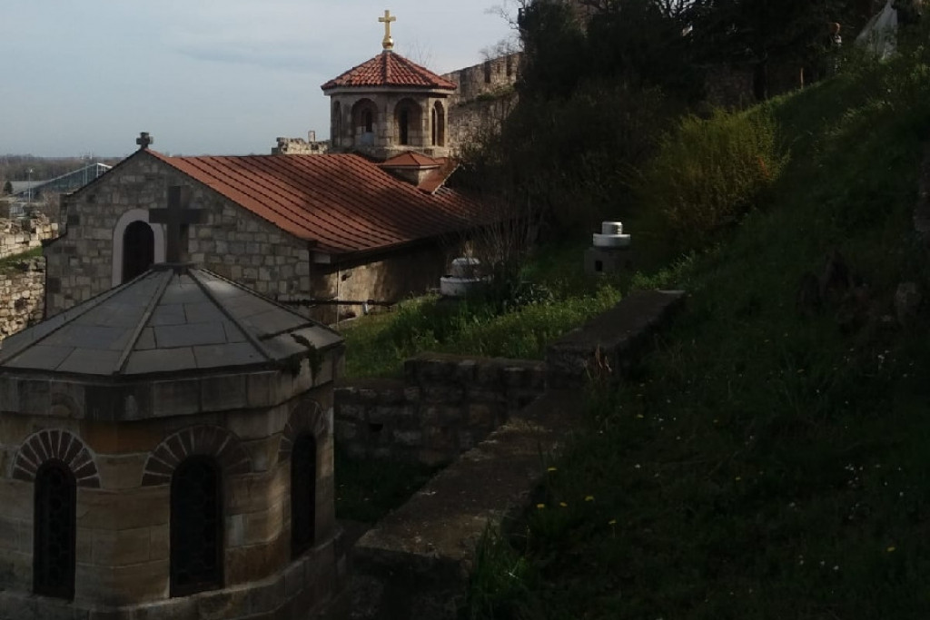 Crkva Ružica na Kalemegdanu krije viševekovnu tajnu: Evo zašto je najneobičnija na svetu!