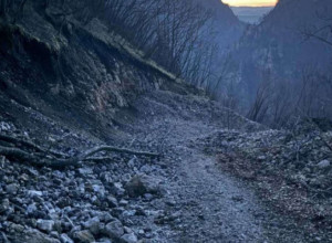Navigacija mladiće iz Beograda odvela u ćorsokak iz kog su se jedva izvukli živi, najpametnije za put kroz sela pitati lokalno stanovništvo