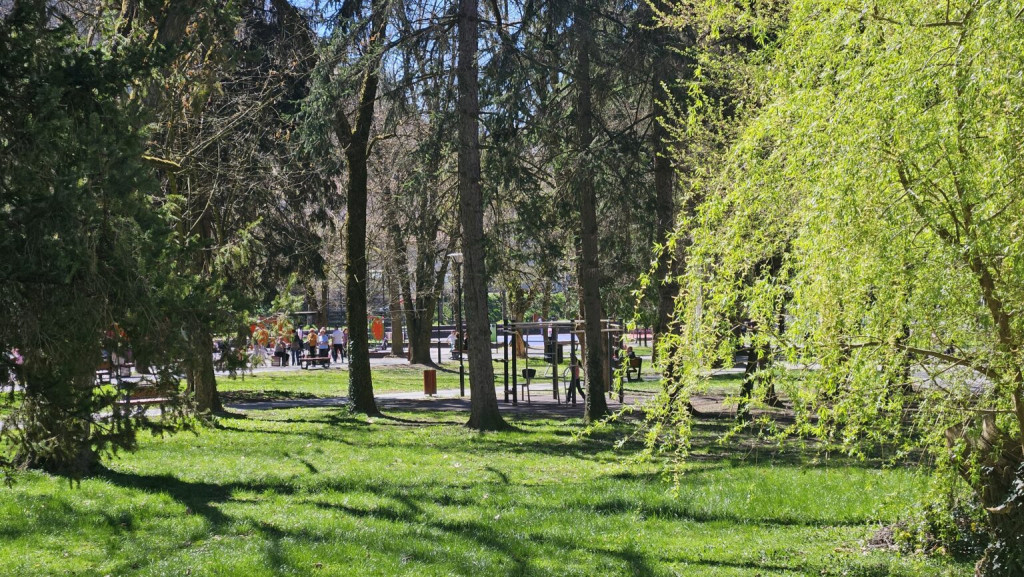 Prijepoljci dobijaju fantastičan višenamenski park: Dečje igralište, kutak za penzionere i sportski tereni samo su deo novog projekta od velikog značaja