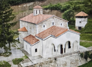 MANASTIR SUKOVO Dom sveca sa psećom glavom i krilate bogorodice! (FOTO)