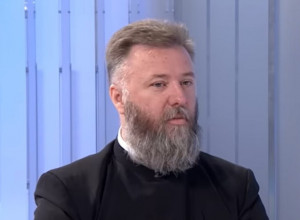 NE TREBA REĆI ''PRIMI MOJE SAUČEŠĆE''! Otac Predrag objasnio ZAŠTO ceo život grešimo i kako je ispravno