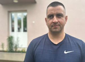 Mirko ništa ne prepušta slučaju, u opticaju su i lanci i katanci: Angažovao komšije, pse i aktivirao kamere da mu čuvaju kuću tokom praznika