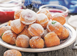 Šuplje starinske krofne: Tajna je u sastojku koji su naše bake koristile umesto maslaca