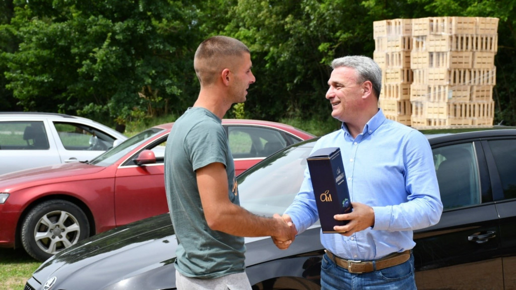 NAJBOLJA ODLUKA ZA STEFANA Kupio kuću u Kukićima za 10.000 evra, pa pokrenuo sopstveni biznis sa strugarom!
