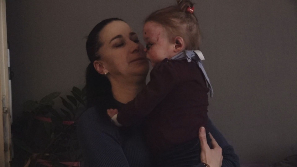 ŽENA LAVICA Preuzela brigu o devojčici leptiru, a sada je rešeno i njihovo stambeno pitanje (FOTO)
