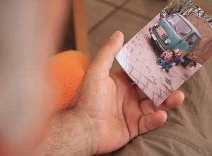 U SRBIJU STIGLI U OLUJI Ovako skoro tri decenije posle izgleda njihov život u Dragačevu, ipak tužna sećanja su i dalje živa (FOTO)