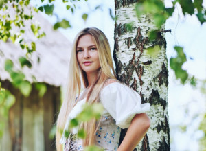 RUSKE UDAVAČE ŽELE ZA SRBE DA SE UDAJU: "On je muškarčina, ume da lupi šakom o sto", ali ih zbog ove osobine OBOŽAVAJU