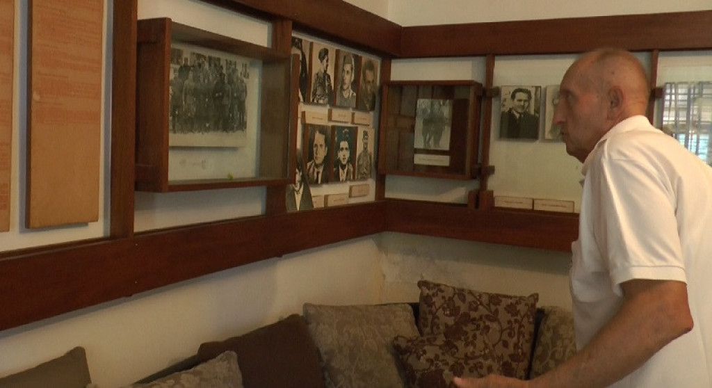 VOZ JE STAJAO DA BI IH TITO POSETIO: Neverovatna spomen soba u kući porodice Divac (FOTO)