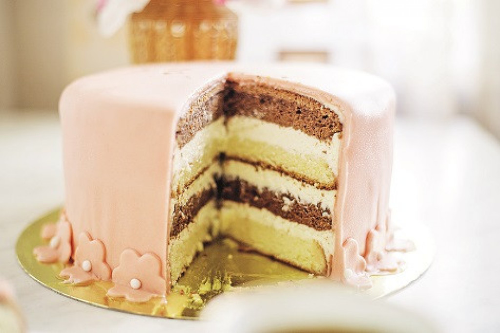 Bila najlepša torta u Jugoslaviji, savremene žene je skroz zaboravile: Ne peče se, gotova za pola sata, kremastije nema