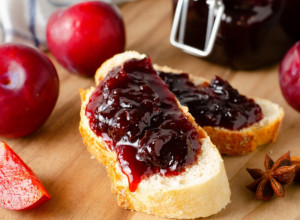 3 vrhunska recepta za džem bez šećera: Od domaćeg voća, sve prirodno i savršeno slatko