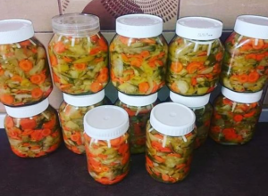 Čuvena srpska šarena zimnica, glavna na slavama