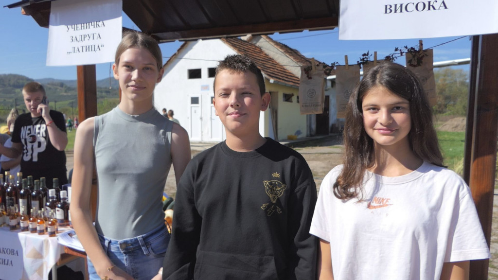 DECA ZA PRIMER Selo Visoka i njeni najmlađi su ponos Arilja, oduševiće vas, evo zašto (FOTO)
