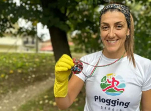 NEOBIČAN SPORT JE PLOGING Natalija iz Čačka trči i skuplja smeće, u tome je prva u svetu (FOTO)