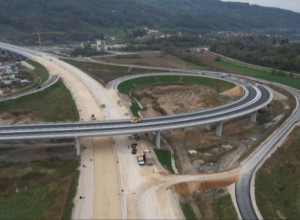 Još samo 100 metara do probijanja tunela Munjino brdo: Ovo su slike sa jednog od najvećih gradilišta u Srbiji, na deonici auto-puta do Požege radi se punom parom