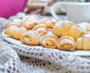 PRAVO IZ BAKINE SVESKE Starinske kiflice sa džemom, mirišljave i meke kao pamuk!