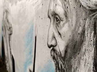 Šta je uradio patrijarh Pavle kada ga je Albanac udario?