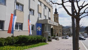 Svakom osnovcu i srednjoškolcu po 10.000 dinara u džep, zna se i vreme isplate