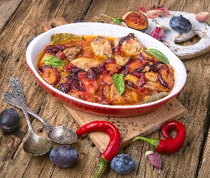 SOM SA SUVIM ŠLJIVAMA Ukus koji će vas oduševiti, idealno jelo za dane posta