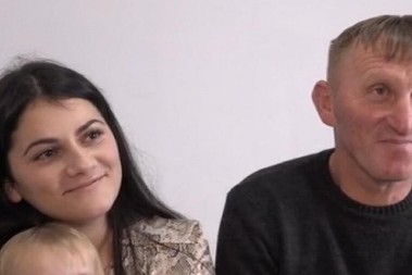 STIGLA IZ ALBANIJE I RODILA MU 5 ĆERKI Konačno im se ostvario san, zahvaljujući jednoj ženi