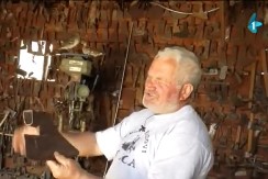 FRANJO IMA NEOBIČAN HOBI Vojvođanin napravio muzej sekira