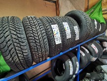 Malo ko zna zašto su gume na automobilima uvek crne? Evo koji je razlog