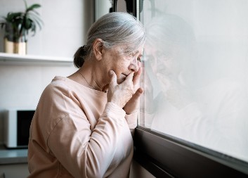 Potresna priča o Marici iz Srbije koja je svisnula od tuge na nogama u pedesetoj godini: Majka umrla tražeći sina!