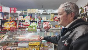 Hranislav se branio od lopova, pa završio na sudu i mora da plati 2 miliona dinara: Neverovatna priča iz Kraljeva, komšije branile nedužnog čoveka