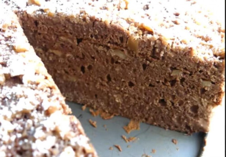 Nema kuće u Jugoslaviji koja za praznike nije imala Policajac tortu: Izdašna, sa pečenim korama, puna oraha i čokolade